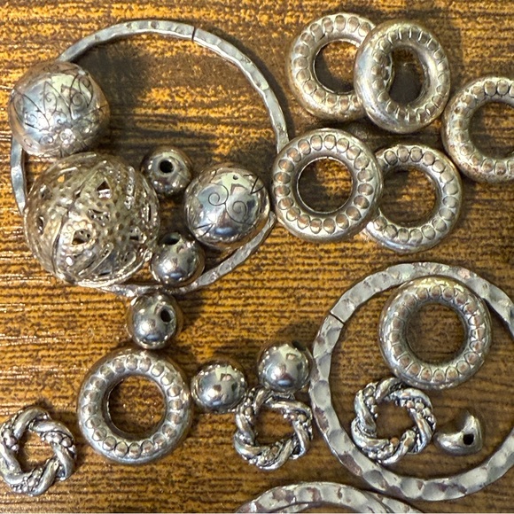 Silver Tone Metal Beads For Crafting Jewelry Making 35 Pieces Variety Sm Med Lg - Picture 2 of 9